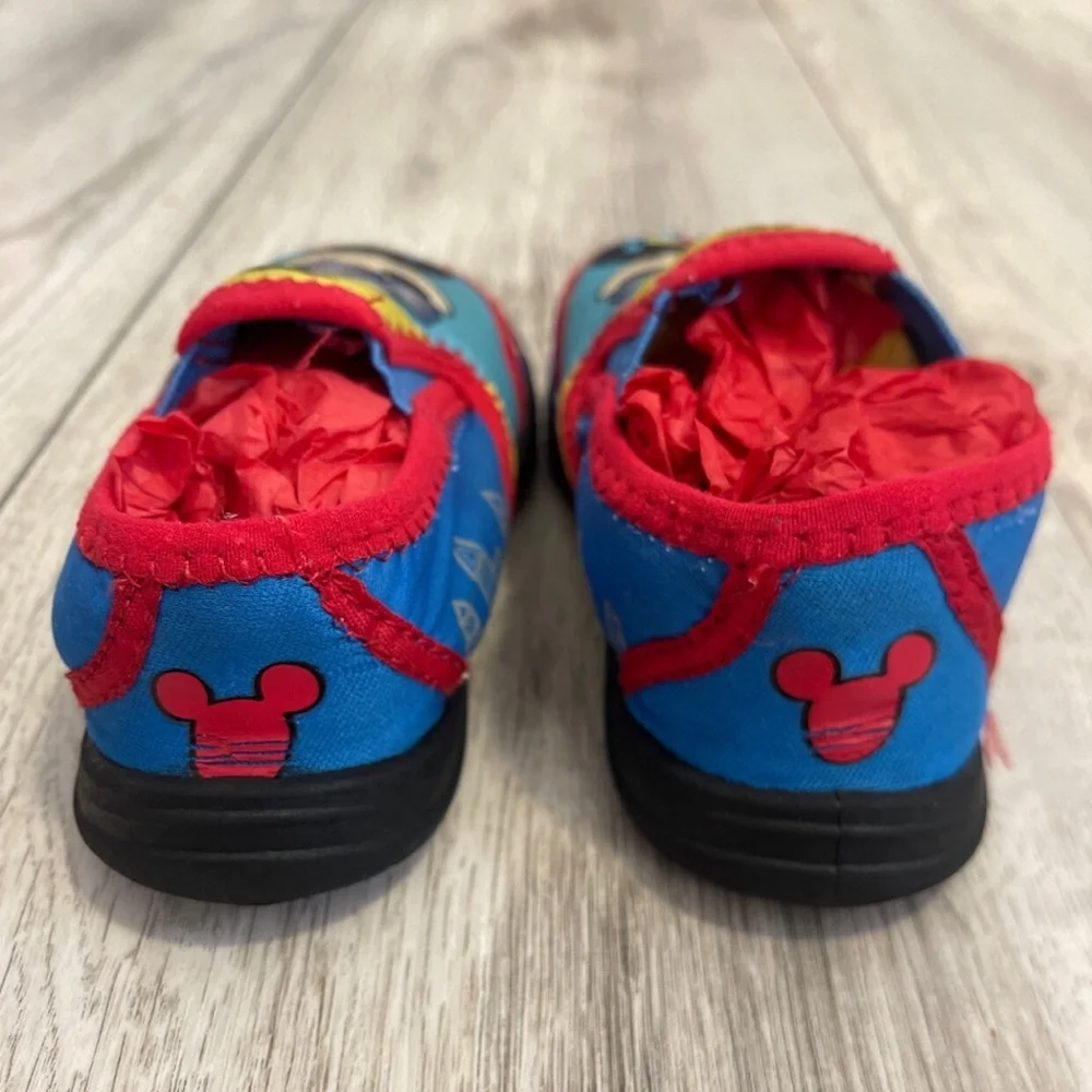 Mickey Boys 7-8 Water Shoes